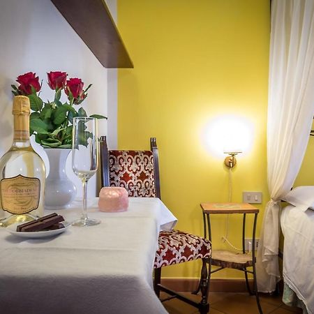 Alla Dimora Altea Bed & Breakfast Florence Exterior photo