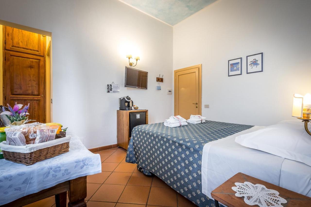 Alla Dimora Altea Bed & Breakfast Florence Exterior photo